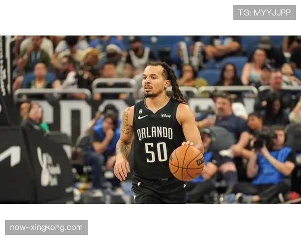 莫斯利面对黄蜂进攻火力挑战 魔术防守体系需应对多点开花局面 莫斯利面对黄蜂进攻火力挑战 魔术防守体系需应对多点开花局面